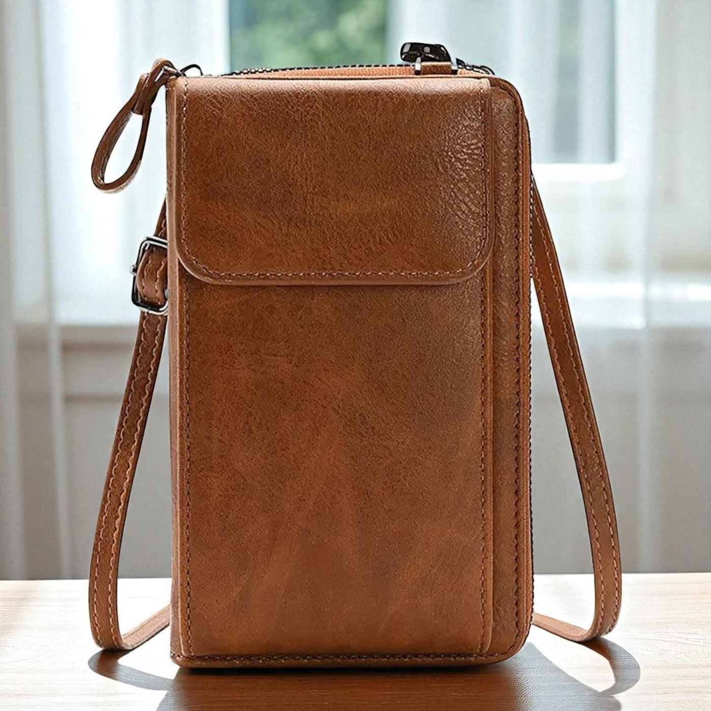 Hila's small and elegant bag