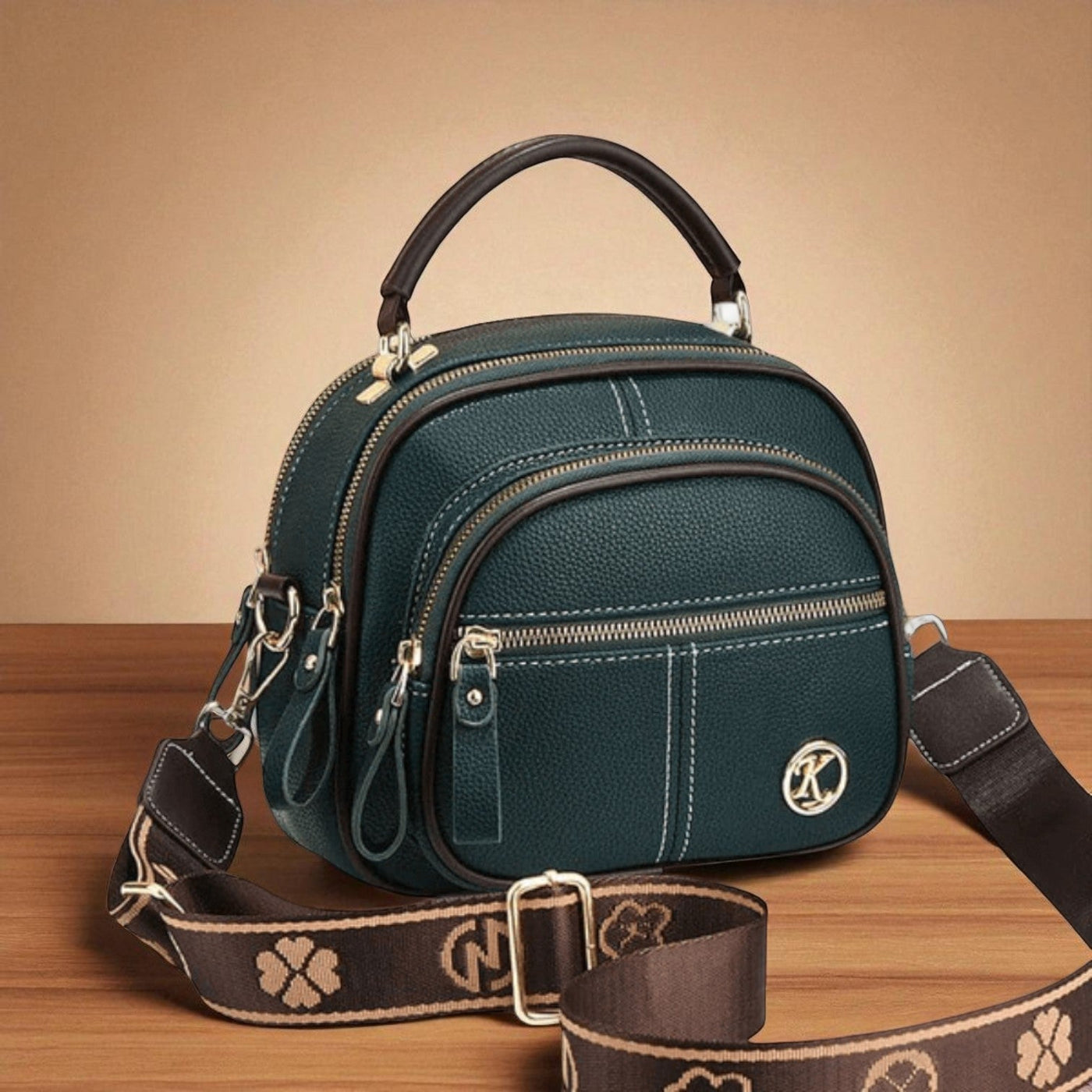 Neeltje's Timeless Sophistication | Stylish Bag with Shoulder Strap