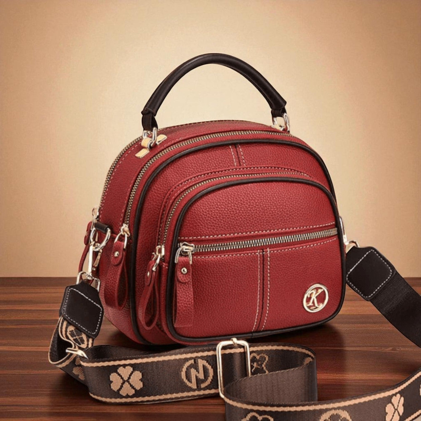 Neeltje's Timeless Sophistication | Stylish Bag with Shoulder Strap