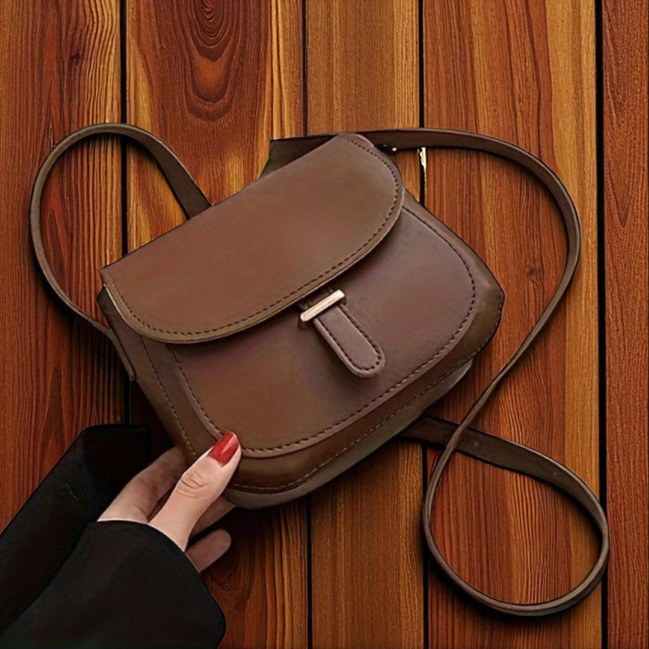 Amalia Retro Shoulder Bag