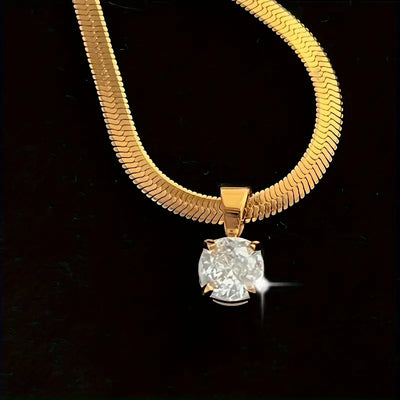 Elegant necklace with rhinestone pendant | Gold