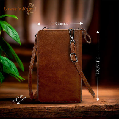 Hila's small and elegant bag