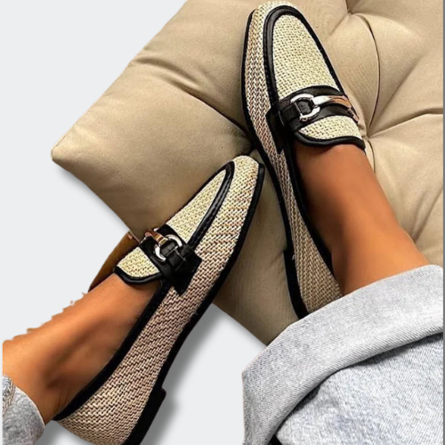 Vikky™ | Chic Two-Tone Moccasins