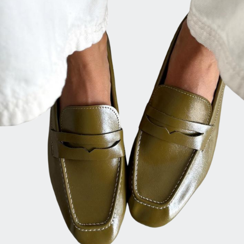 Zoë™ | Minimalist and Elegant Loafers