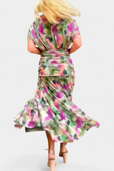 Helodia | Elegant Dress With V-Neckline